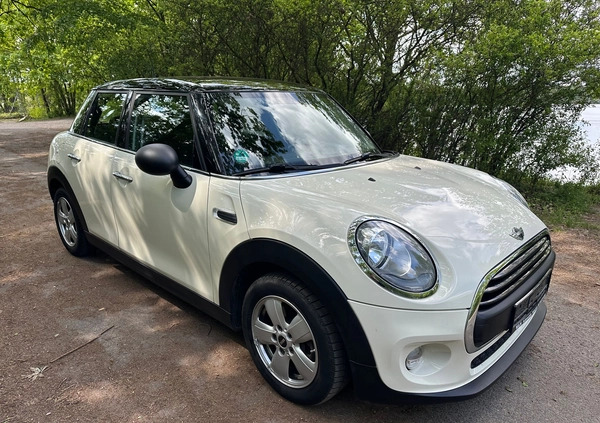 MINI ONE cena 45900 przebieg: 36000, rok produkcji 2015 z Wrocław małe 407
